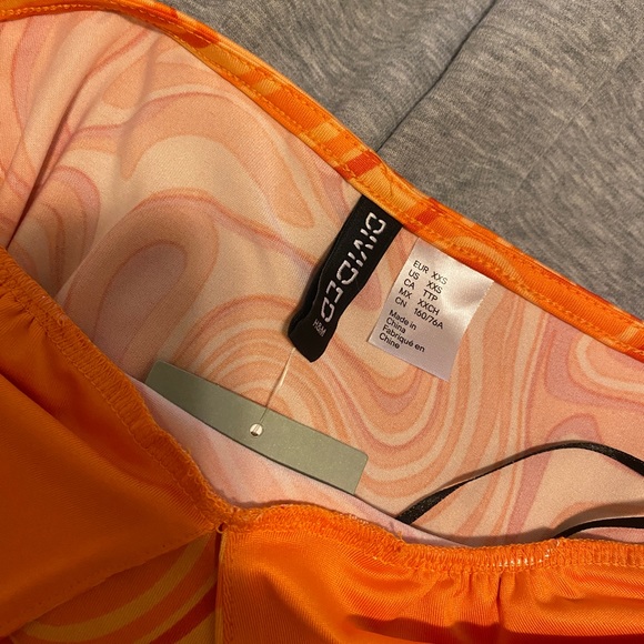 H&M Orange Patterned Dress - Picture 4 of 6